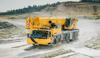 Vorschaubild 1 einer Mietmaschine vom Typ mobilný žeriav 300 ton, Liebherr LTM 1300 6.3
