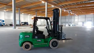 Vorschaubild 1 einer Mietmaschine vom Typ 3.5 ton elektrické | EP EFL352 6000 mm