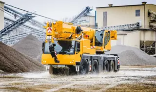 Obrázok stroja na prenájom typu mobilný žeriav 90 ton | Liebherr LTM 1090 4.2