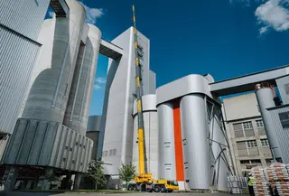 Vorschaubild 2 einer Mietmaschine vom Typ mobilný žeriav 300 ton, Liebherr LTM 1300 6.3