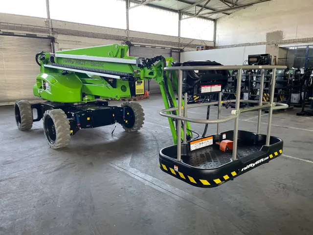 Bild 2 einer Mietmaschine vom Typ GTE-208 | Niftylift HR21E