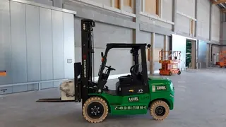 Obrázok stroja na prenájom typu 3.5 ton elektrické | EP EFL352 6000 mm