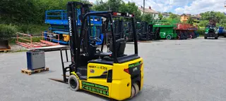 Vorschaubild 2 einer Mietmaschine vom Typ 1.8 ton elektrickú trojkolku | Hyundai 18BT-9 5500 mm