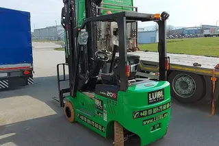 Vorschaubild 2 einer Mietmaschine vom Typ 2 ton elektrické štyri-Wheeler | EP CPD20L1S 6000 mm