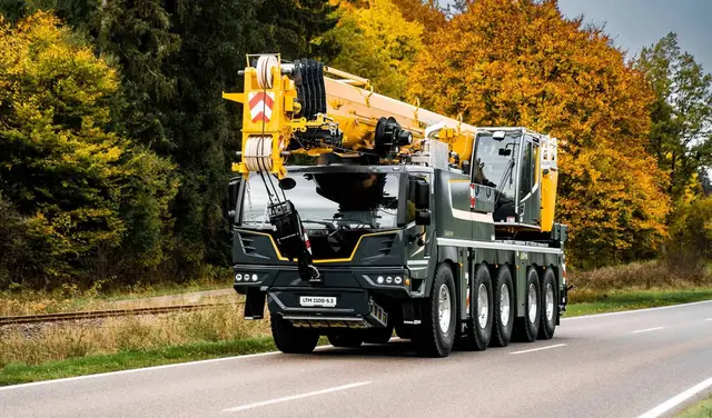 Bild 3 einer Mietmaschine vom Typ mobilný žeriav 100 ton | Liebherr LTM 1100 5.3