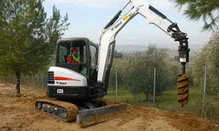 Vorschaubild 1 einer Mietmaschine vom Typ 3.5 Ton Mini Excavator | Bobcat E35