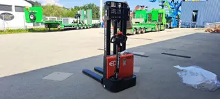 Vorschaubild 3 einer Mietmaschine vom Typ 1,2 Tonnen HH | EP ESL 122 2700 mm