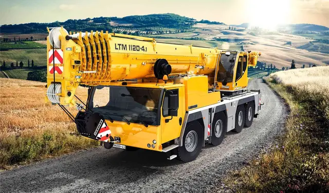Bild 3 einer Mietmaschine vom Typ mobilný žeriav, 120 ton | Liebherr LTM 1120-4.1