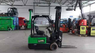 Image of a rental machine of type 1.8 tons electric three-wheeler | EP CPD18TV8 6000 mm