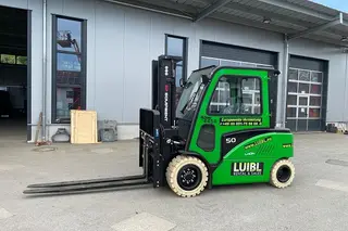 Vorschaubild 1 einer Mietmaschine vom Typ 5 ton elektrické | EP CPD50F8 5000 mm