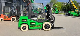 Vorschaubild 3 einer Mietmaschine vom Typ 3.8 ton elektrický vysokozdvižný vozík | EP EFL382X5 4500 mm