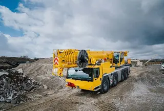 Obrázok stroja na prenájom typu mobilný žeriav, 120 ton | Liebherr LTM 1120-4.1