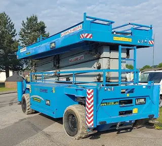 Vorschaubild 1 einer Mietmaschine vom Typ SBH-270 | Holland Lift M250HYL25 Combistar 4WD P/N