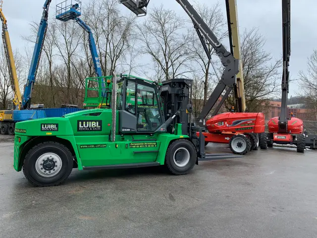 Bild 4 einer Mietmaschine vom Typ 16 Tons Diesel | Kalmar - DCG 160-12T 4500 mm