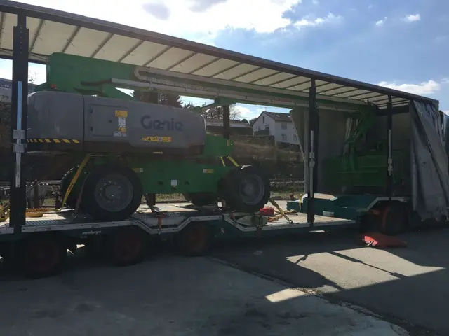 Bild 1 einer Mietmaschine vom Typ TB-279 | Genie S-85