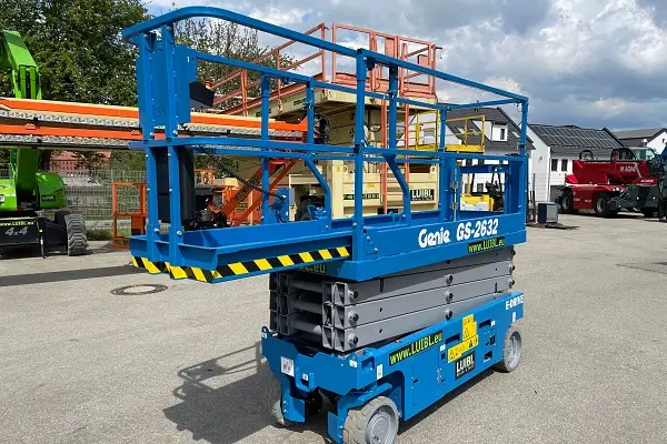 Bild 1 einer Mietmaschine vom Typ SBE-099 | Genie GS 2632