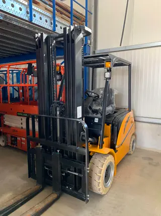 Vorschaubild 4 einer Mietmaschine vom Typ 3.5 ton elektrické | Maximálna vysokozdvižný Vozík FBA35-JZ 4500 mm