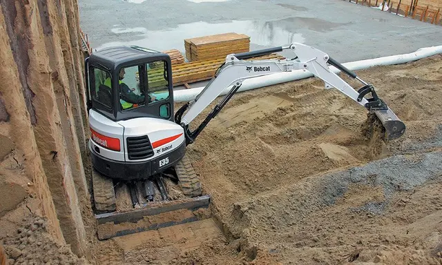 Bild 4 einer Mietmaschine vom Typ 3.5 Ton Mini Excavator | Bobcat E35