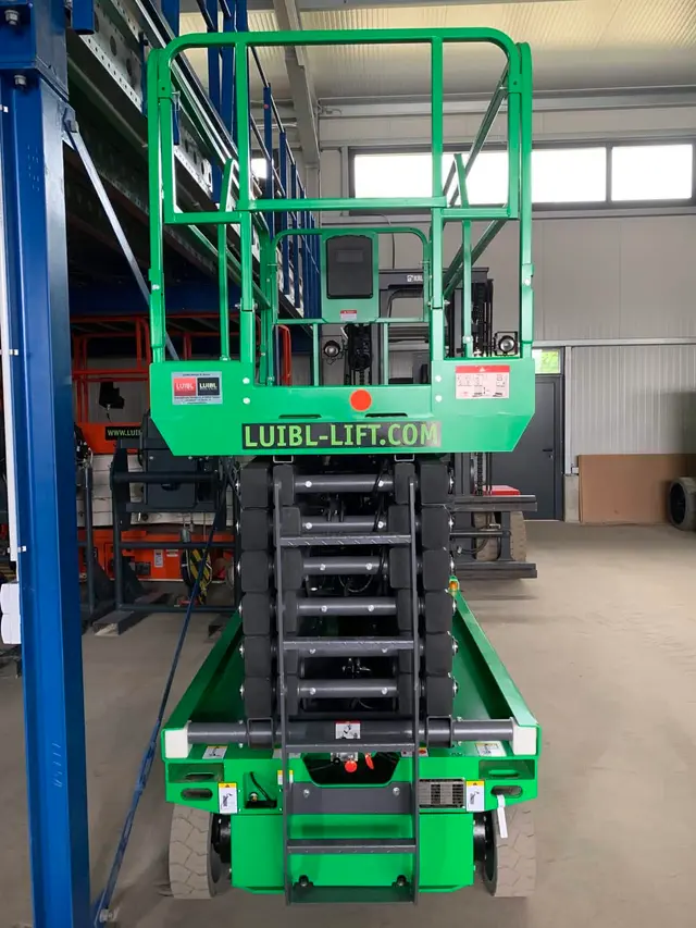 Bild 2 einer Mietmaschine vom Typ SBE-160 | KB Lift S-160W