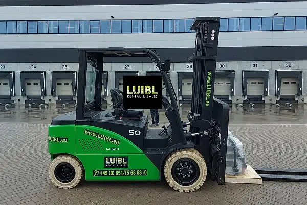 Bild 4 einer Mietmaschine vom Typ 5 ton elektrické | EP CPD50F8 Li do 6000 mm