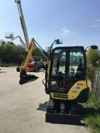 Vorschaubild 1 einer Mietmaschine vom Typ 1.8 ton mini bager | Yanmar SV18