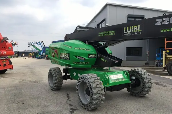 Bild 2 einer Mietmaschine vom Typ TB-217X | Manitou 220 TJ Plus