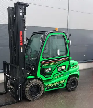 Image of a rental machine of type 3.5 tonnes diesel | Manitou MI 35 D ST5