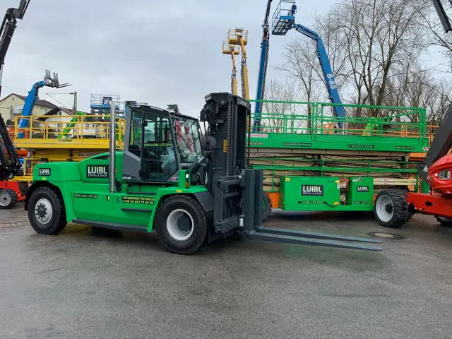Bild 3 einer Mietmaschine vom Typ 16 Tons Diesel | Kalmar - DCG 160-12T 4500 mm